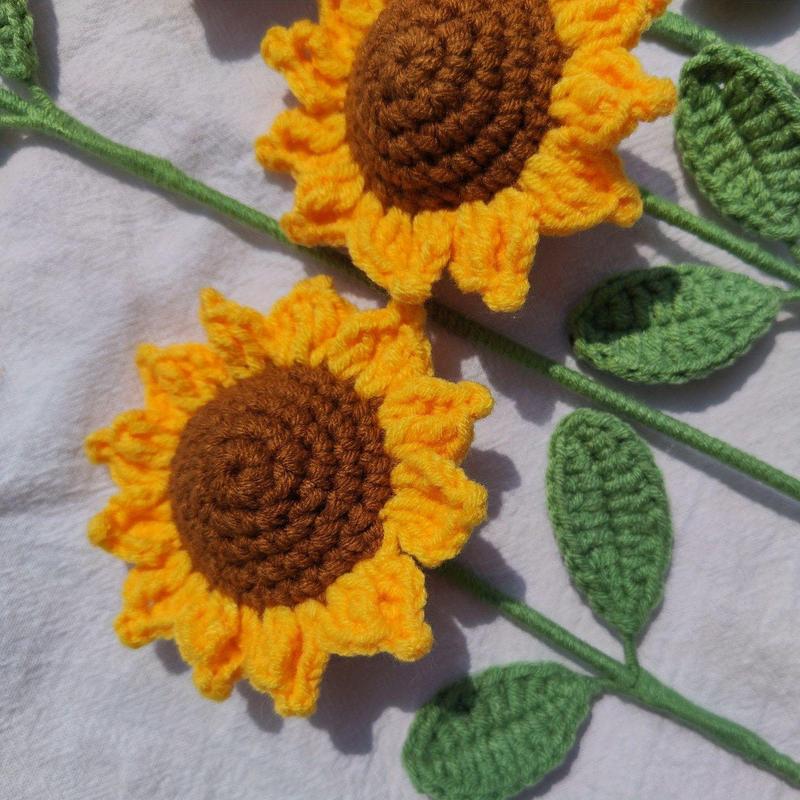 Handmade Knitted Sunflower, 2 5 8 Counts Crochet Sunflower Ornament, Exquisite and Beautiful Crochet Sunflower for Room Furnishings and Birthday Gifts