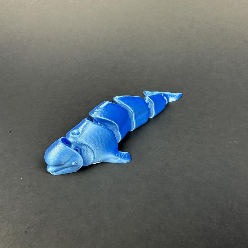 3D Printed Articulated Beluga Whale for Home Decor - PLA Plastic, Multiple Colors Artistic