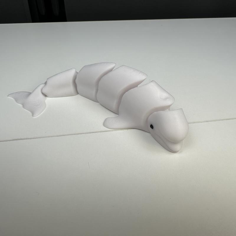 3D Printed Articulated Beluga Whale for Home Decor - PLA Plastic, Multiple Colors Artistic