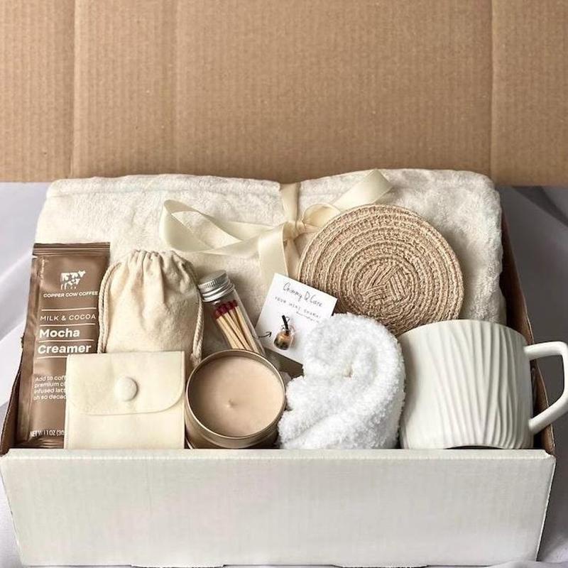 Thinking Of You Gift Box, Hug In A Box, Mom Gift Set, Hygee Gift Box, Encouragement Gift,Cozy Care Package, Self Care Basket, Custom Gift | Christmas Gift Basket | Trendy Gift Box