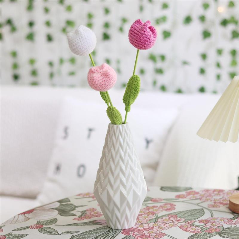 Christmas Room Decor Crochet Tulip Flower without Vase, 10pcs Artificial Fiber Flower, Knitted Tulips, Flower Arrangement, Gender Neutral Products, Decorative Flower, Home Decor Tulip Flowers, Fall Decor