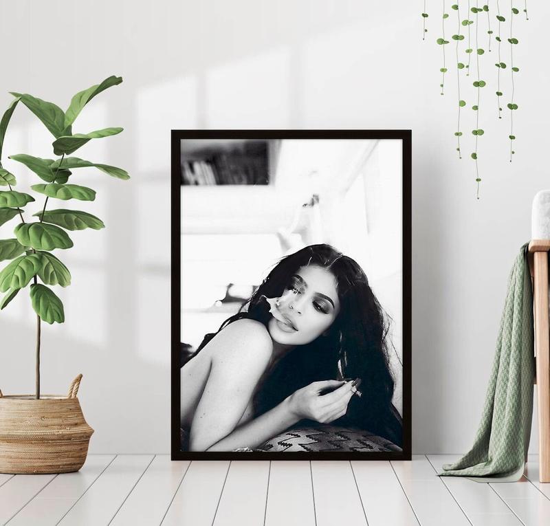 Kylie Jenner Smoking Black and White Vintage Retro Photography Model Celebrity Fashion Girl Room Wall Art Decor Poster Printed