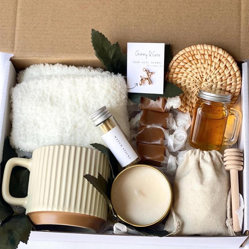 Hug In A Box, Hygee Gift, Encouragement Gift, Mom Friend Gift Set, Thinking Of You Box, Cozy Care Package, Self Care Basket, Care Package | Trendy Gift Box, Christmas Gift Box