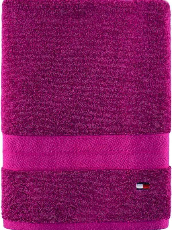 Modern American Solid Bath Towel, 30 X 54 Inches, 100% Cotton 574 GSM (Raspberry Rose)