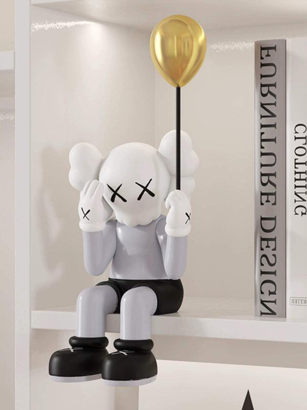 New Luxury KAWS Sitting Violent Bear